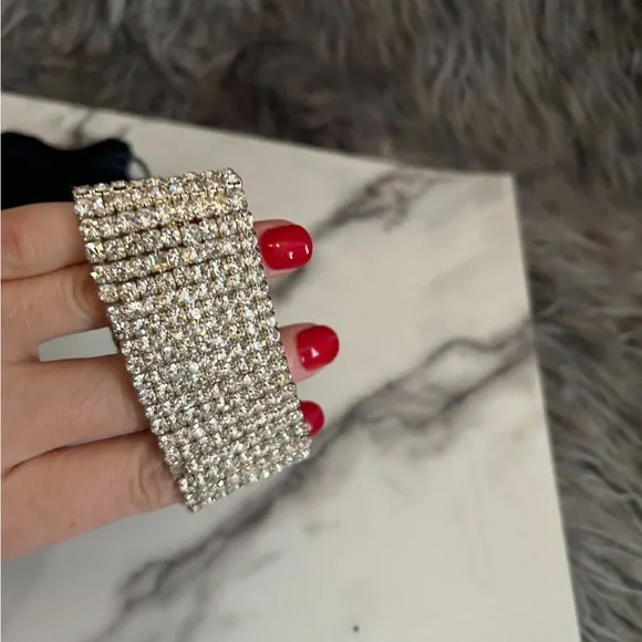 Sparkling Silver Rhinestone Bracelet - Picture 5 of 9